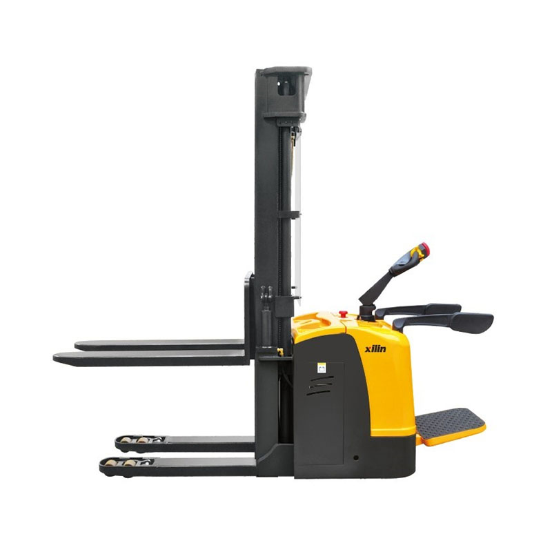Штабелер самоходный 1,5 т 5,0 м XILIN CDDK15S Li-ion двухуровневый (с платформой)